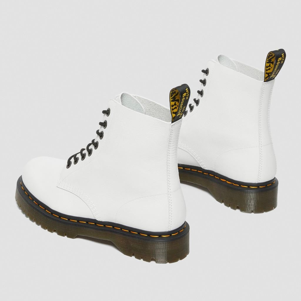 Dr. MARTENS
