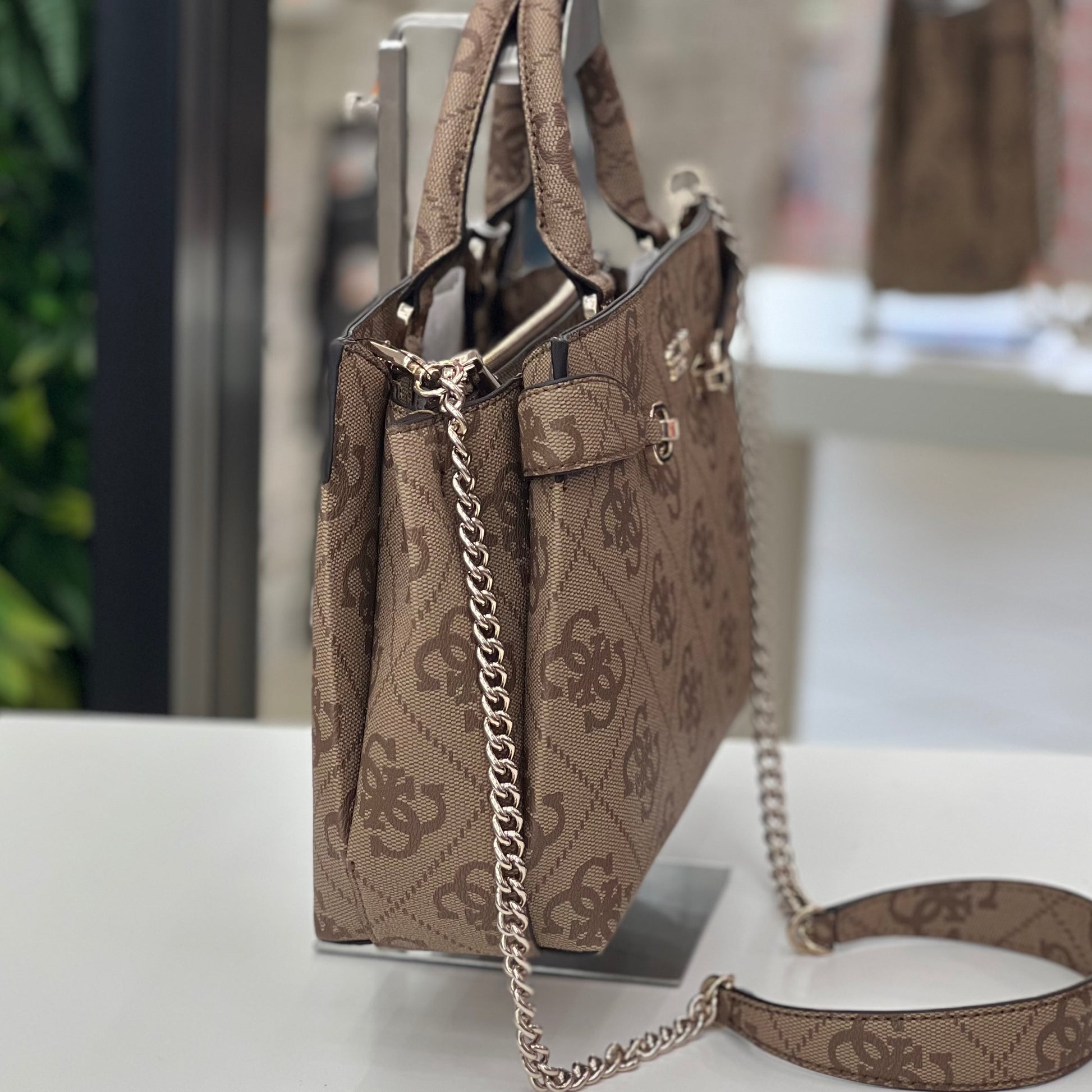 GUESS