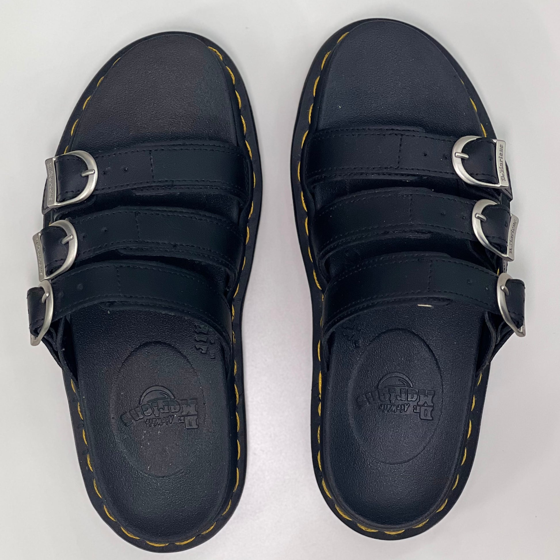 DR MARTENS