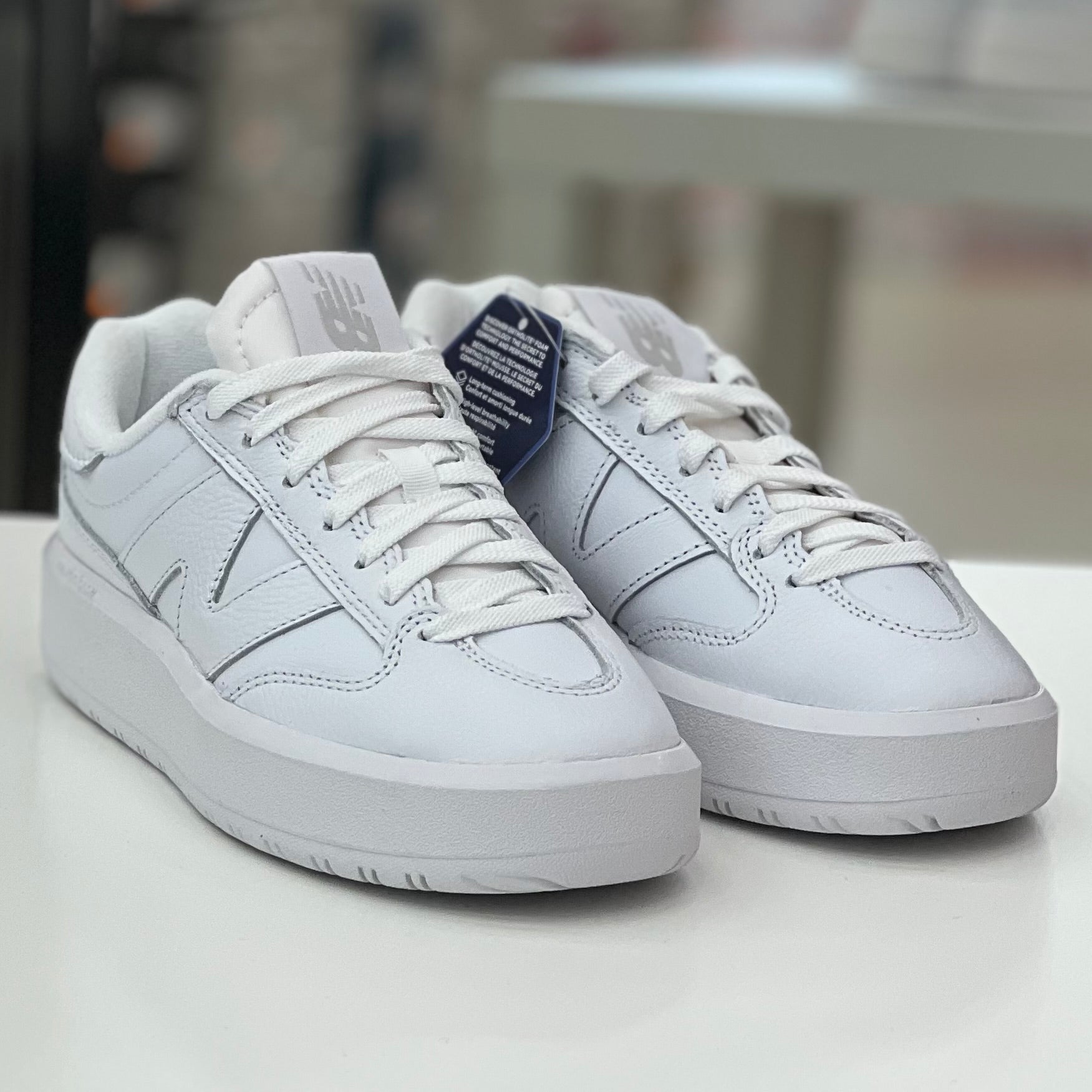 NEW BALANCE