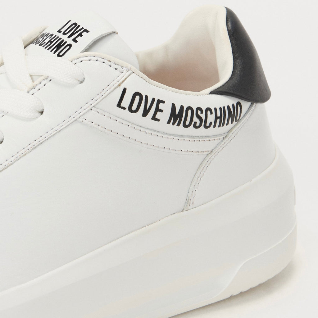 LOVE MOSCHINO