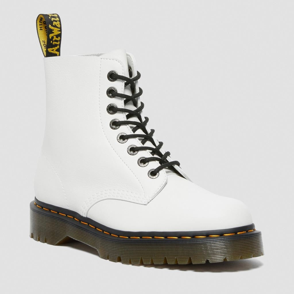 Dr. MARTENS