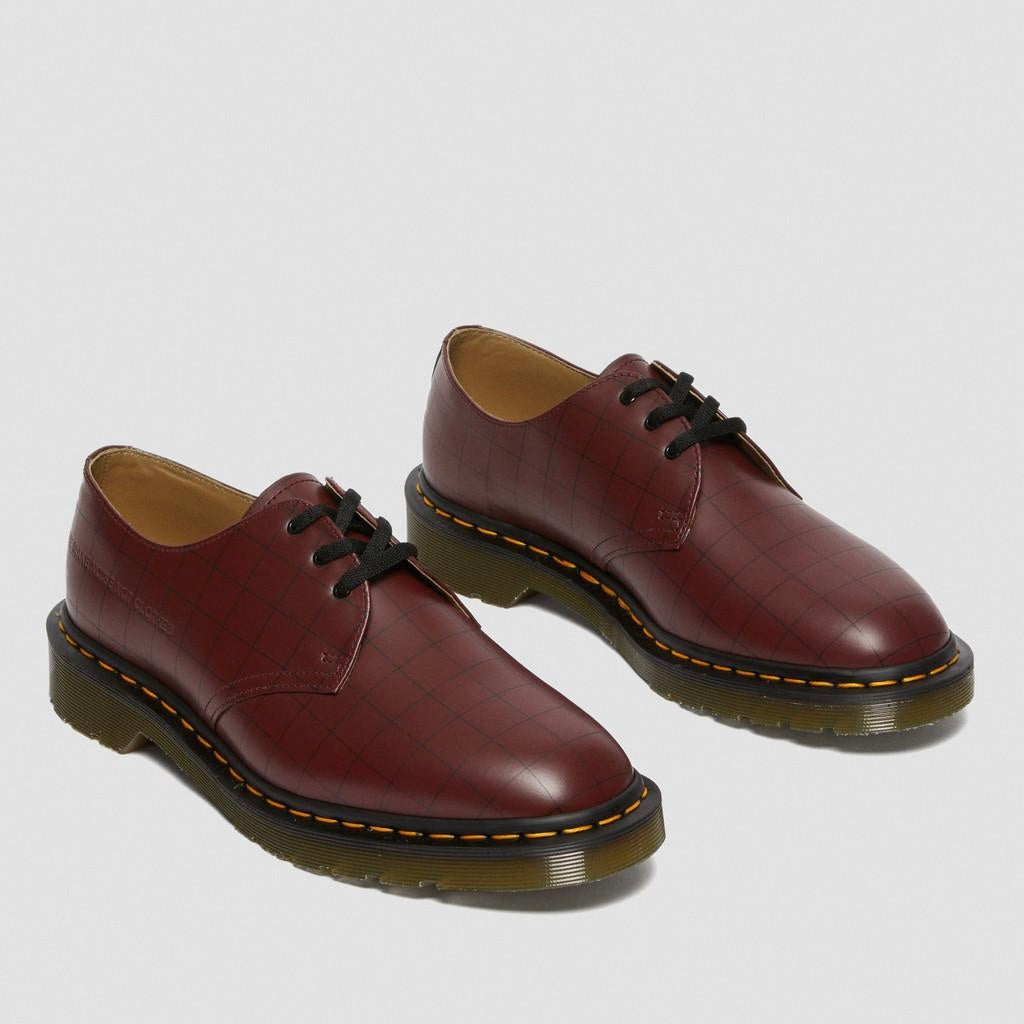 Dr. MARTENS