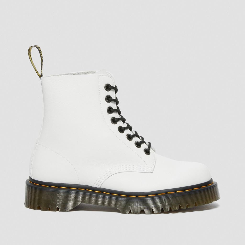 Dr. MARTENS